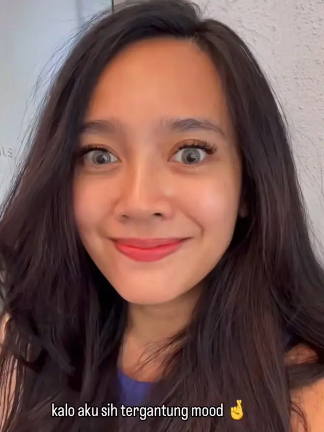 Dhea Ananda Percaya Diri Tampilan Uban di Rambutnya. [@dea_ananda]