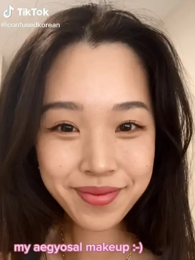 7 Tren Kecantikan di TikTok Paling Aneh Selama 2021 Versi CNN