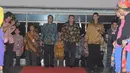 Jokowi dan Ahok berkumpul bersama ribuan perangkat RT/RW, Camat dan Lurah se DKI Jakarta, (16/10/14). (Liputan6.com/Herman Zakharia)