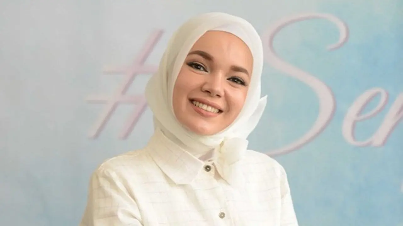 Dewi Sandra