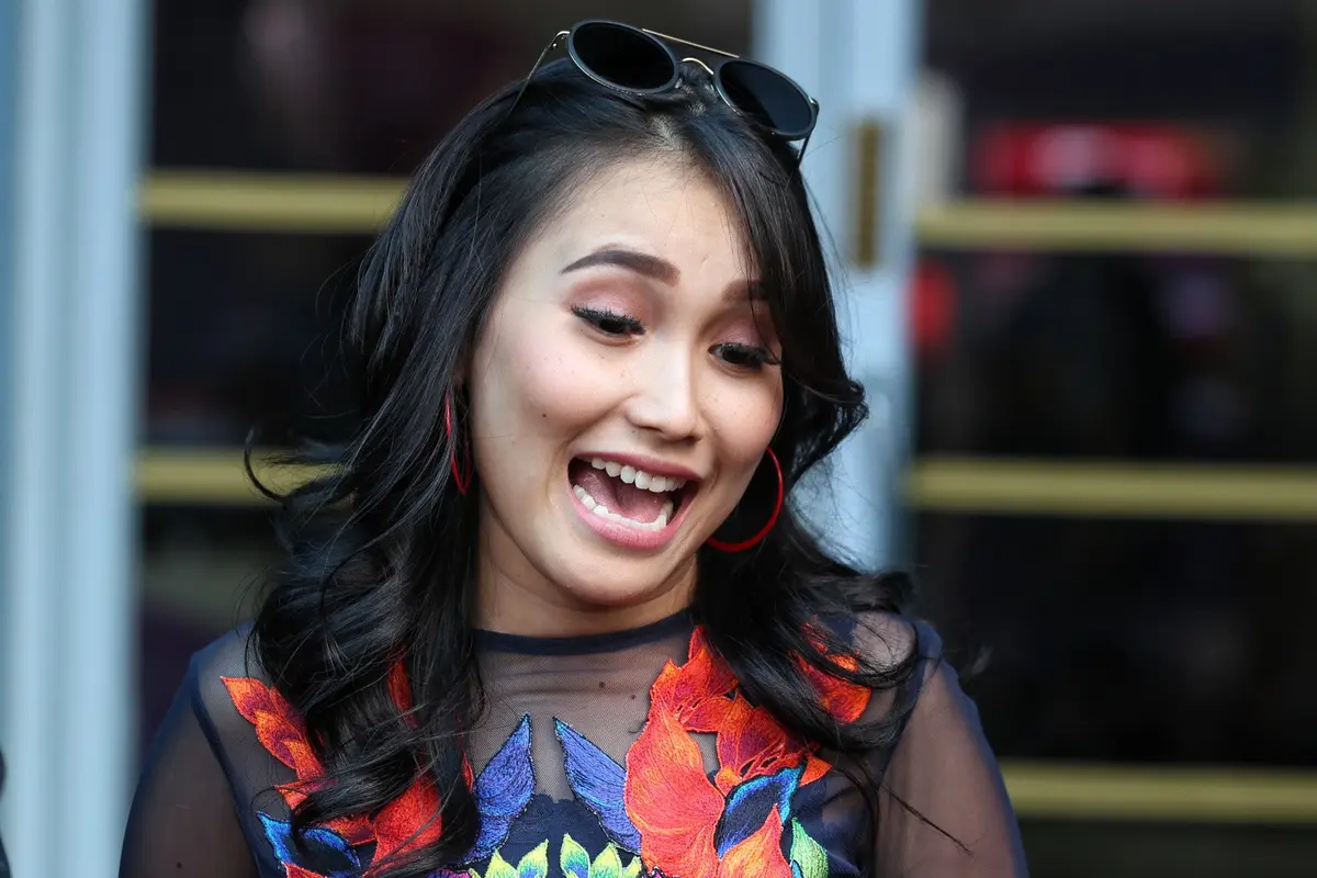 [Bintang] Ayu Ting Ting