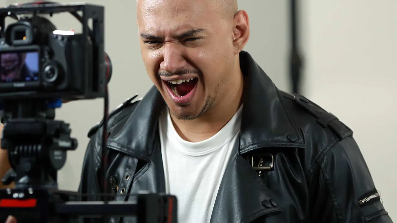 [Bintang] Husein