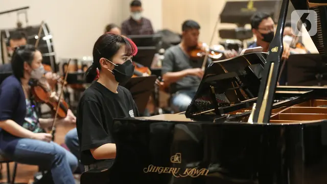 Konser Simfoni Untuk Bangsa Hadirkan Musisi Isyana Sarasvati