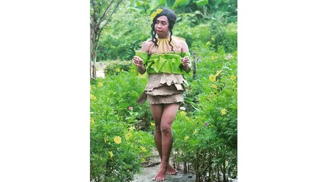 Low Budget, 6 Busana Mimi Peri dari Daun Ini Unik dan Kreatif