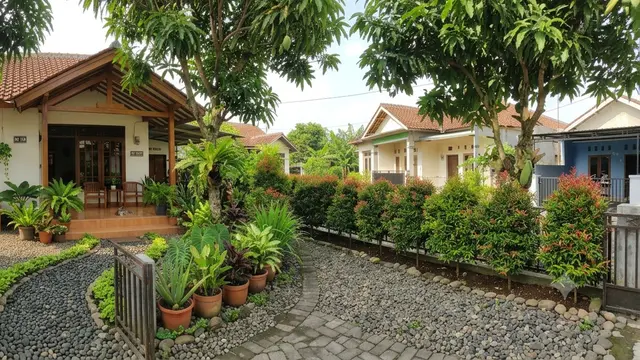 Ide Menata Halaman Rumah Agar Teduh Tanpa Biaya Mahal