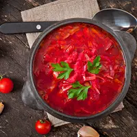 Ilustrasi sup kubis merah/copyright freepik.com/timolina