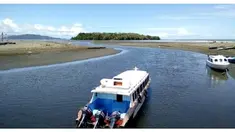 Fenomena alam menakjubkan terjadi saat gerhana matahari total di Maba, Maluku Utara.
