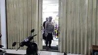 Pembobol Minimarket Tak Berkutik Saat Diringkus Sedang Mandi di Rumahnya