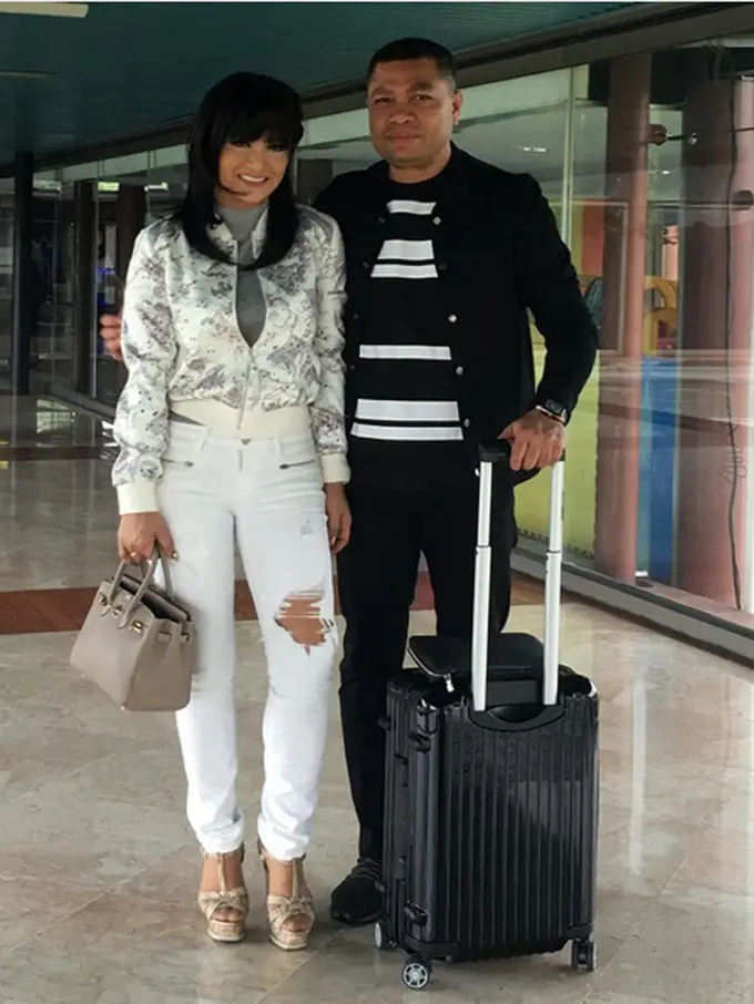 [Bintang] Krisdayanti dan Raul Lemos