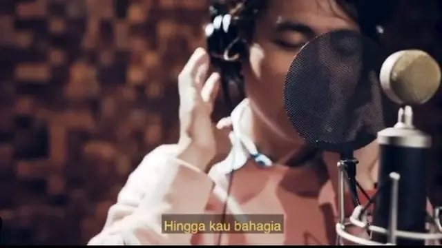 8 Potret Artis Cover Lagu Tanpa Batas Waktu, Terbaru Budi Doremi