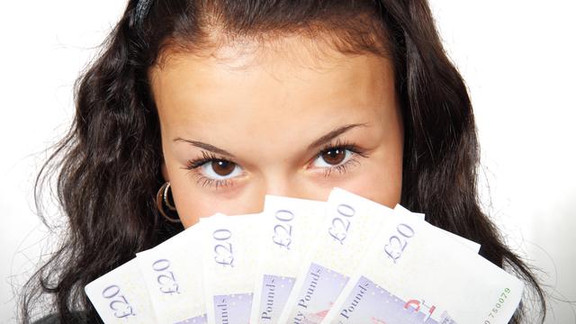 Penuh Keberuntungan, 4 Zodiak Ini Diprediksi Banyak Uang di Februari 2021