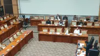 Komisi III DPR RI menyetujui tujuh calon hakim agung pada Mahkamah Agung (MA) tahun 2023 dalam rapat pleno yang berlangsung secara terbuka di kompleks parlemen, Jakarta, Kamis (23/11/2023). (Merdeka.com).