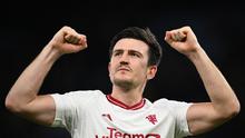 Penampilan Harry Maguire saat Manchester United bertandang ke markas Aston Villa, Senin (12/2/2024) dini hari WIB mendapatkan pujian (AFP/Paul Ellis)