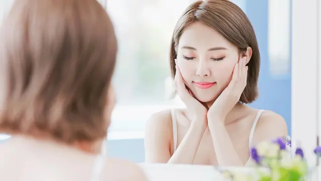 Manfaat Pijat Wajah untuk Tingkatkan Kesehatan Kulit Sekaligus Bikin Glowing!