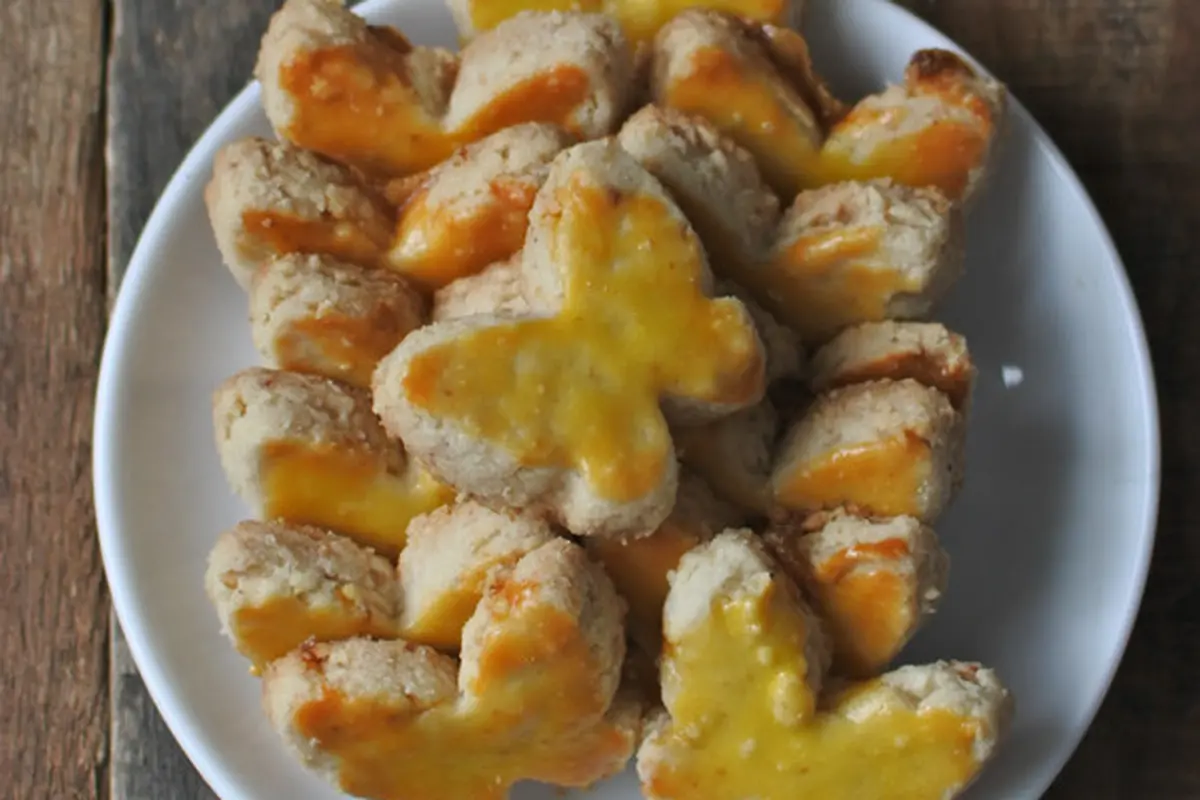 Roti kacang kering