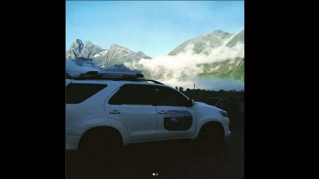 Pasutri asal Jakarta keliling Aisa-Eropa pakai Toyota Fortuner.