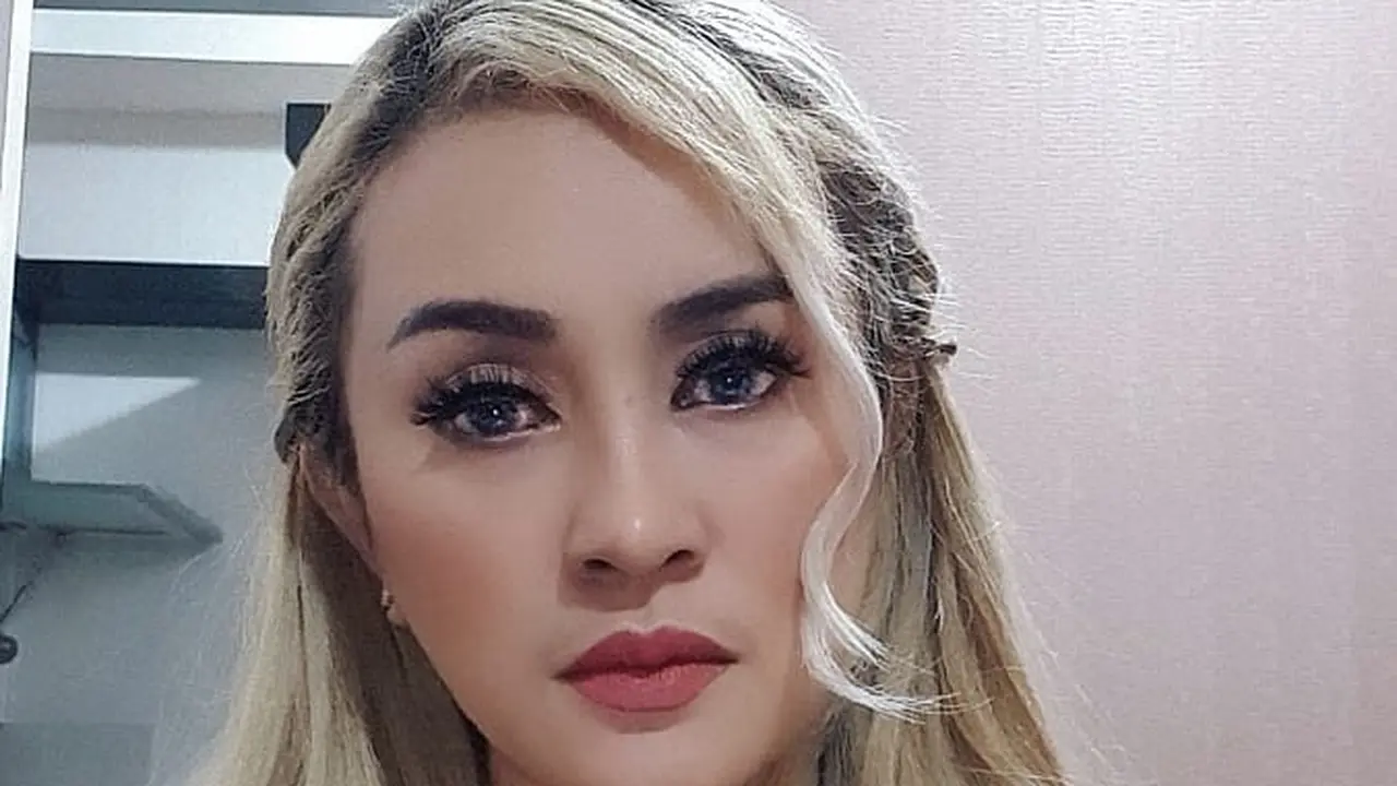 Potret cantik Lia Ladysta