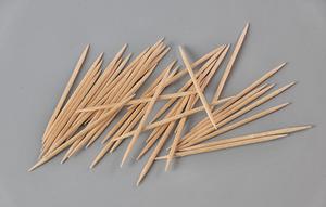 Ilustrasi tusuk gigi. (Sumber: Pixabay)