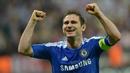 Frank Lampard - Pemain terbaik yang pernah dimiliki Chelsea ini sukses memberikan berbagai macam trofi untuk Chelsea. Salah satunya trofi Liga Champions 2012. (AFP/Adrian Dennis)