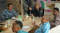 Wamensos Agus Jabo saat audiensi bersama perwakilan DPD RI, dan masyarakat adat Papua Barat di Kementerian Sosial RI. (Foto: Istimewa)