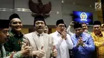 Menteri Agama Lukman Hakim Saifuddin (tiga kanan) usai rapat dengan Komisi VIII DPR di Jakarta, Senin (12/3). Rapat membahas pengesahan Biaya Penyelenggaraan Ibadah Haji (BPIH) 2018. (Liputan6.com/JohanTallo)