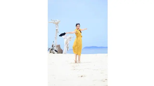 Vakum dari Dunia Entertain, Ini 7 Potret Terbaru Jennifer Arnelita
