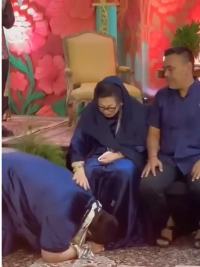 6 Potret Walimatus Safar Ivan Gunawan Jelang Berangkat Haji, Penuh Haru dan Doa