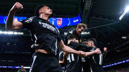 Arsenal menaklukkan Real Madrid 2-1 di leg kedua perempat final Liga Champions. (AP Photo/Manu Fernandez)