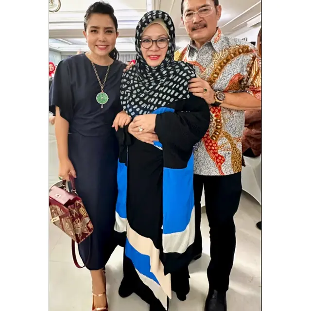 6 Potret Kedekatan Mayangsari dan Keluarga Cendana, Sempat Tak Direstui Kini Akur