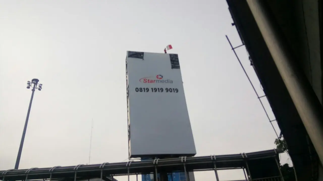 Panjat Reklame