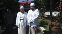 Ketua GP Ansor Kabupaten Bangkalan, Hasani Zubair, saat bersama Calon Wakil Presiden RI KH Ma'ruf Amin