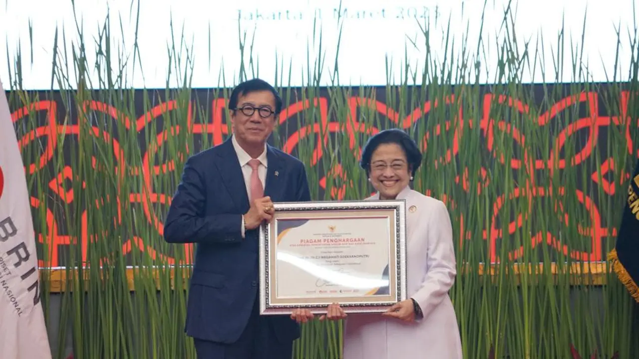 Ketua Dewan Pengarah Badan Riset dan Inovasi Nasional (BRIN) Megawati Soekarnoputri  usai acara Penandatanganan Nota Kesepahaman dan Perjanjian Kerja Sama antara BRIN dengan Kemenkumham. (Istimewa)