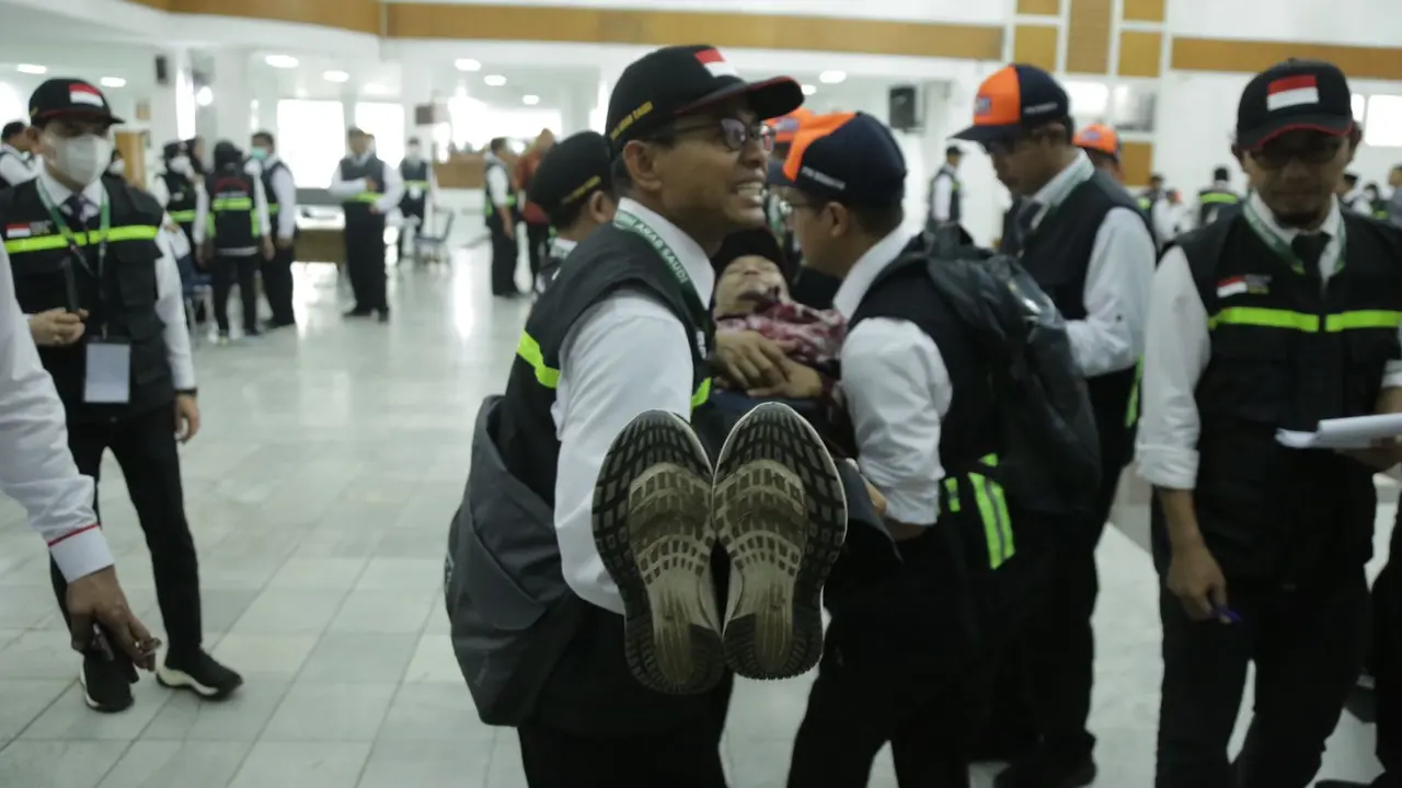 Petugas PPIH Matangkan Persiapan Pelayanan Haji Ramah Lansia