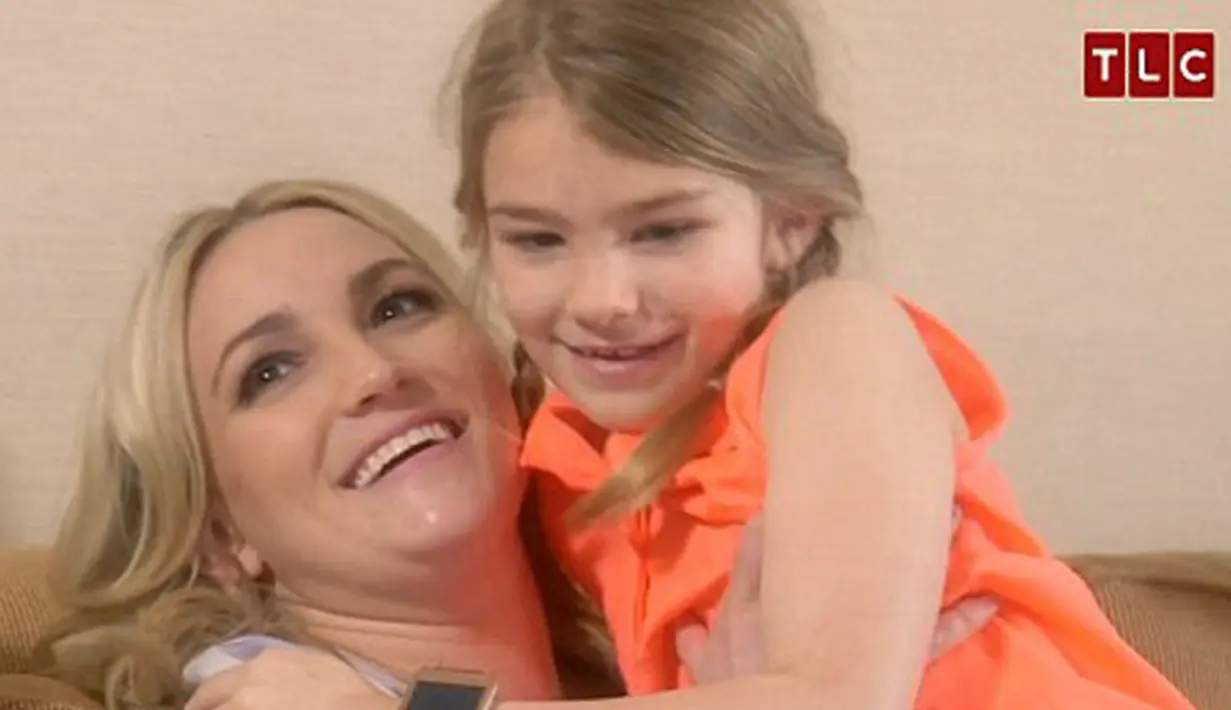 Kesedihan tengah berada di keluarga besar Britney Spears. Keponakan perempuan Britney bernama Maddie, yang merupakan anak dari Jamie Lyn Spears mengalami kecelakaan saat bermain ATV. (doc.dailymail.com)