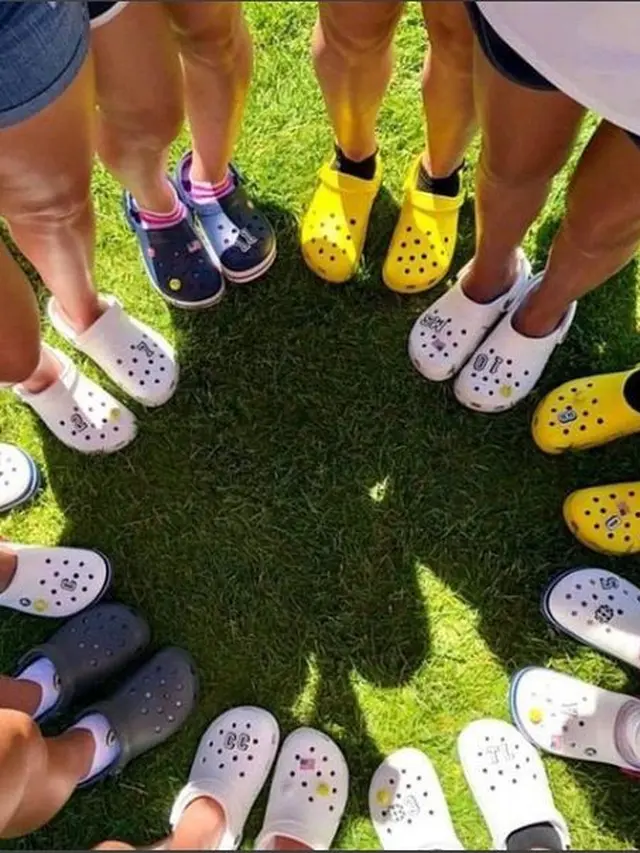Sepatu Crocs