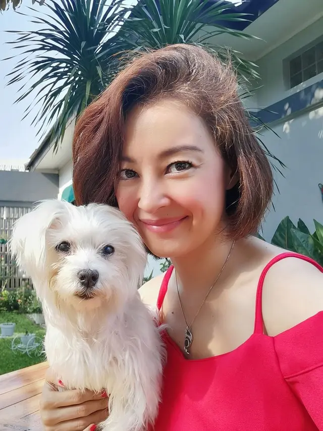 Putri Patricia Tetap Cantik Meski Tak Lagi Muda