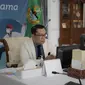 Gubernur Jabar Ridwan Kamil saat menghadiri video conference Rapat Koordinasi (Rakor) Program Hotline Isoman di Gedung Pakuan, Kota Bandung, Senin (5/7/2021).