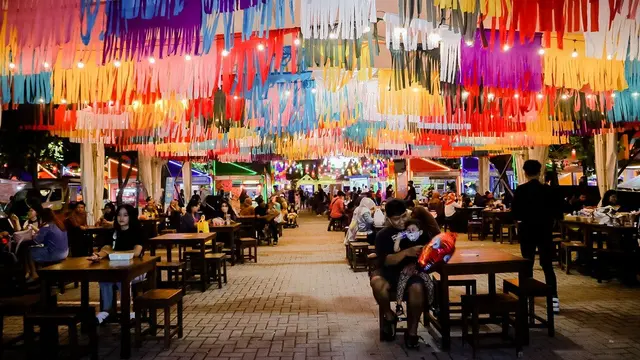 Pasar Senggol