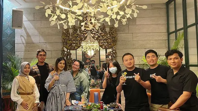 Tasya Farasya dan Manajernya