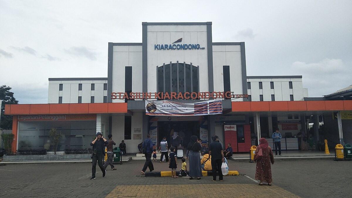 10 Rekomendasi Tempat Sarapan Dekat Stasiun Kiaracondong Bandung 2026