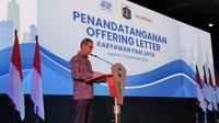 Pj Gubernur DKI Jakarta Heru Budi Hartono menghadiri offering letter 1.097 pegawai Palyja dan Aetra menjadi karyawan PAM Jaya. (Liputan6.com/Winda Nelfira)