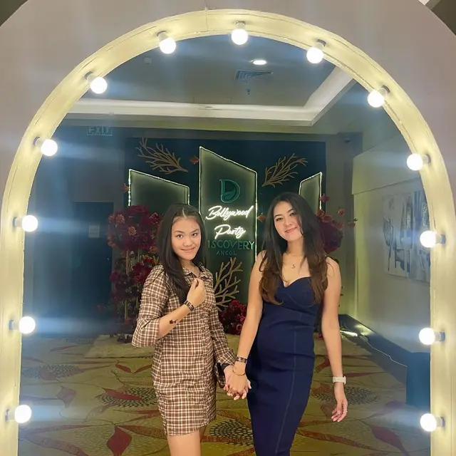 6 Potret Ade Bunga Niari Mantan Istri Pertama Andika Kangen Band dan