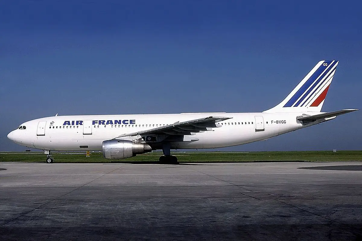 4-7-1976: 35 Menit Dramatis Saat 3 Hercules Bebaskan 100 Sandera