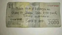 Tulisan Romantis di Uang Kertas Kocak. (Sumber: Instagram/ngakakkocak)
