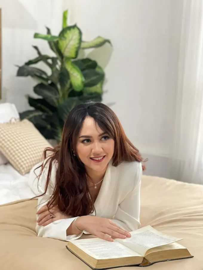 Bagikan Video di Hari Bahagianya, Happy Asmara Beneran Lagi Kasmaran!