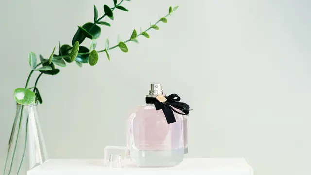 Tips Aplikasi Parfum yang Benar untuk Menghadapi Cuaca Panas