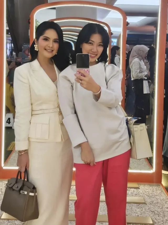 Publik Figur Hadir di Opening Store Hermes