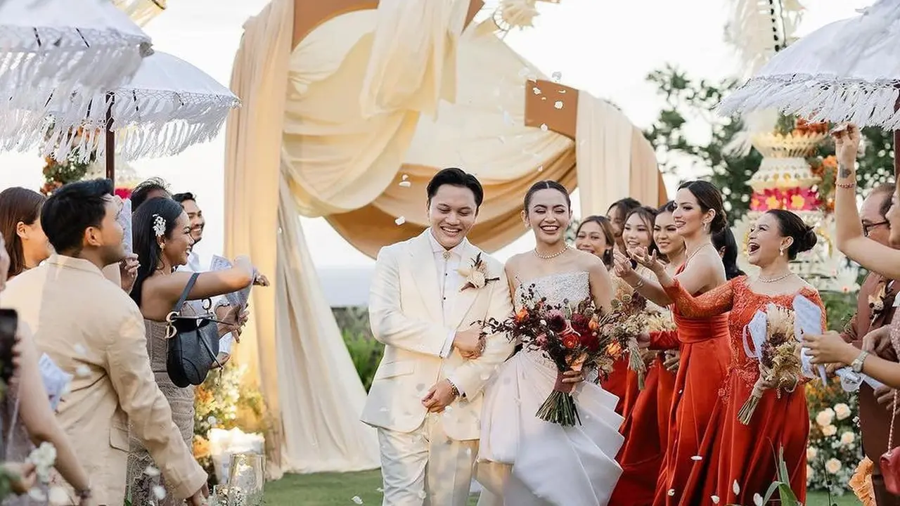 Resepsi kedua Mahalini dan Rizky Febian (Instagram/thebridestory)