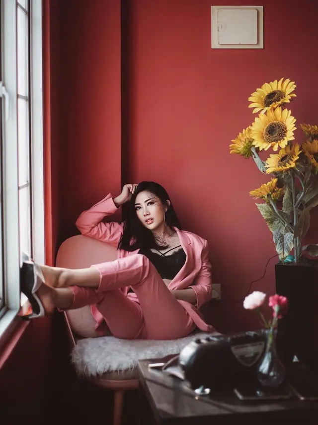 Rayakan Ultah di Hotel, Ini 7 Potret Chika Jessica yang Dikabarkan Pacar Dylan Carr
