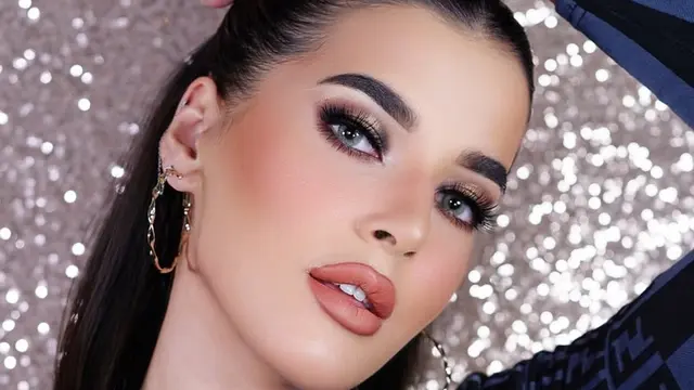 Gaya Makeup Bold Ala Tasya Farasya. (instagram/tasyafarasya)